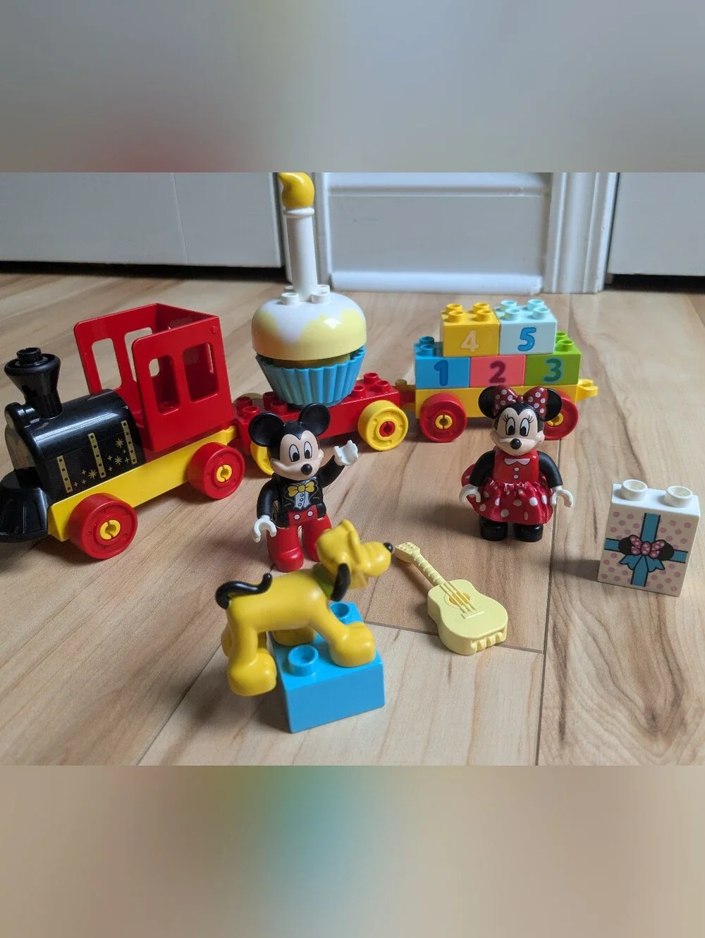 Lego Duplo Disney Minnie & Mickey Birthday Train Toy 10941 Mostly Complete